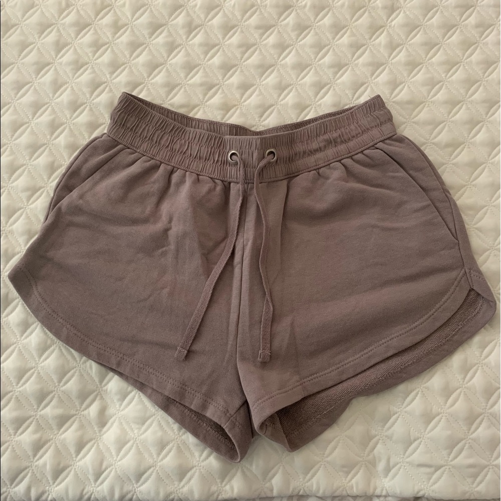 H&M mauve/rose shorts